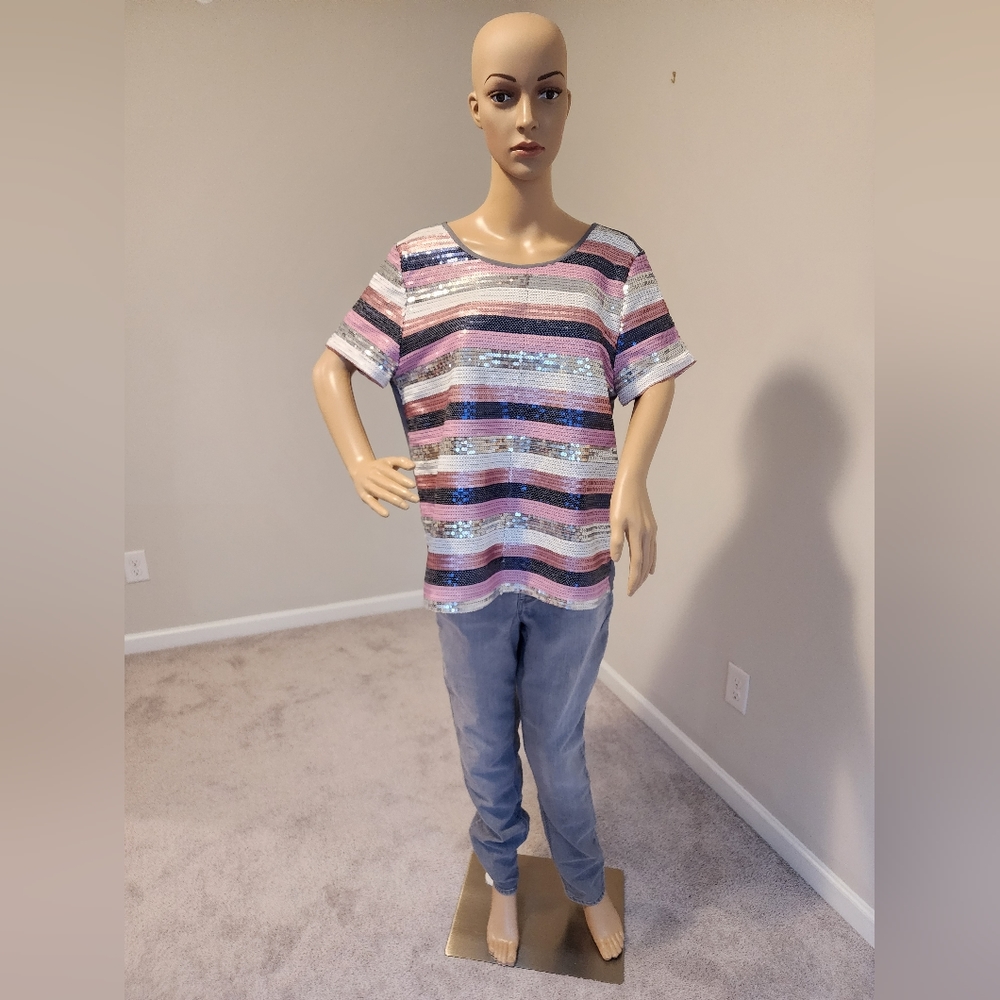 New York & Company Multicolor Sequin Top - Gray
